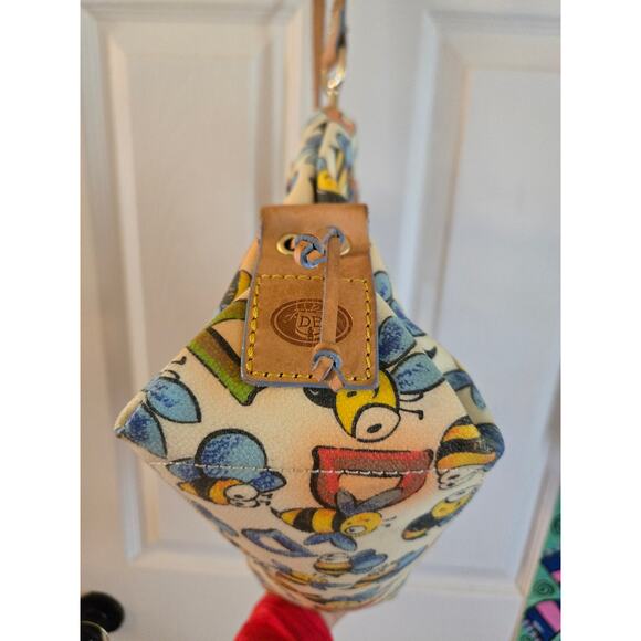 Dooney & Bourke Vintage Bumble Bee Print Convertible Tote Bag & Crossbody Purse - Picture 8 of 16